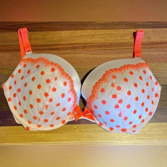 Victoria’s Secret Very Sexy Polka Dot Push-Up Bra, size 36DD - Picture 7 of 7